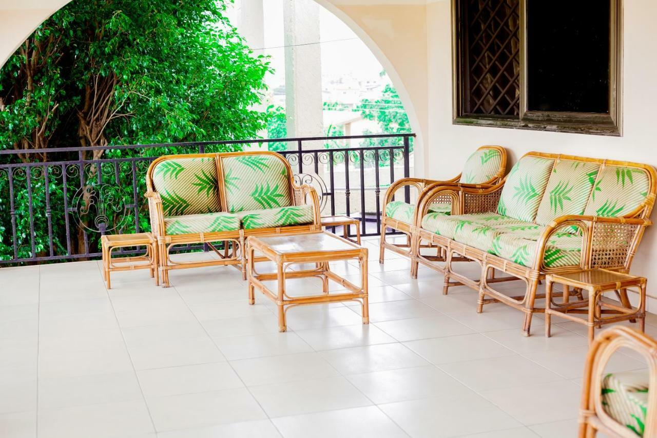 Charis Home Services Haatso المظهر الخارجي الصورة
